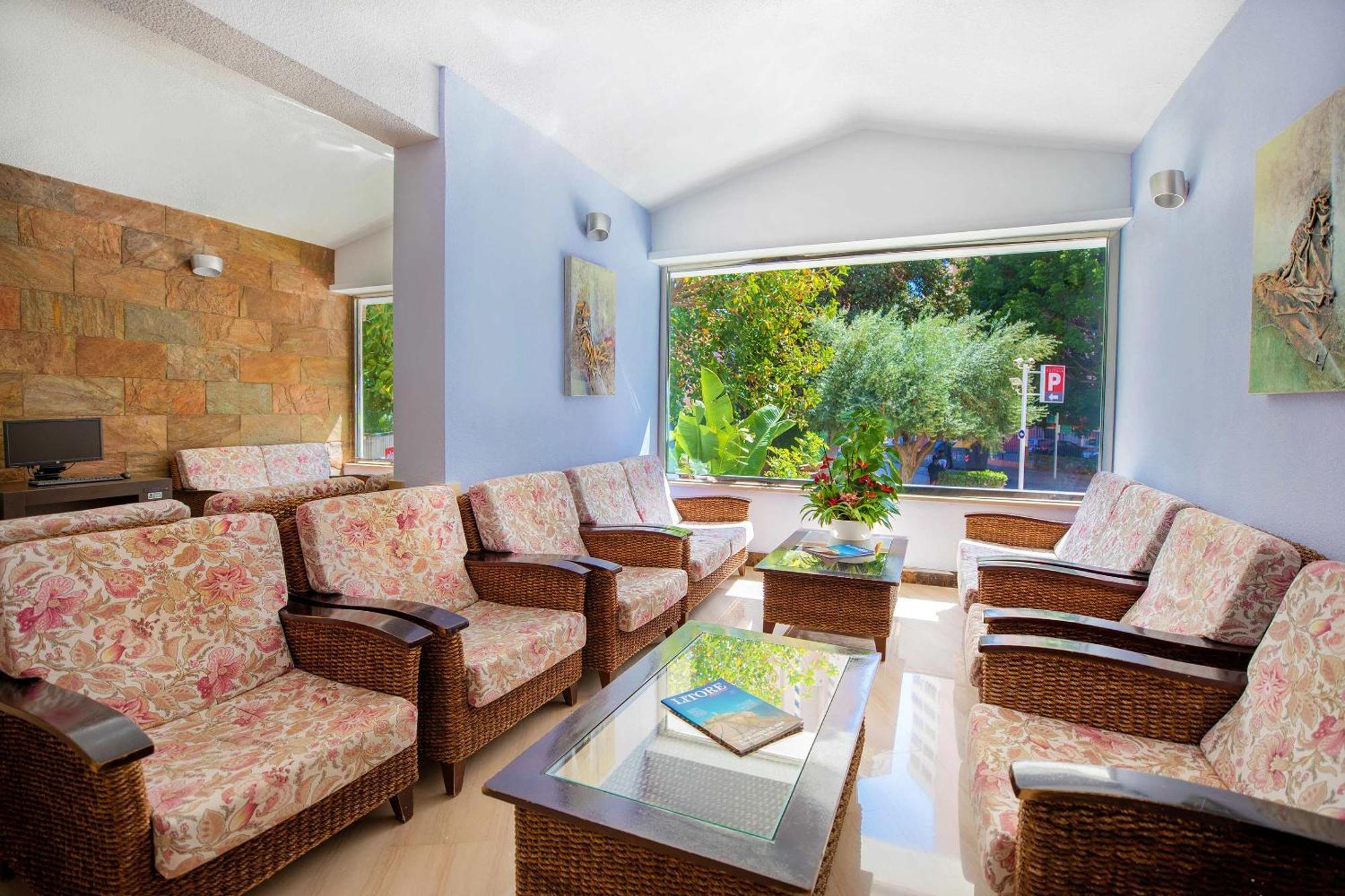 Hotel Servigroup Castilla Benidorm Buitenkant foto