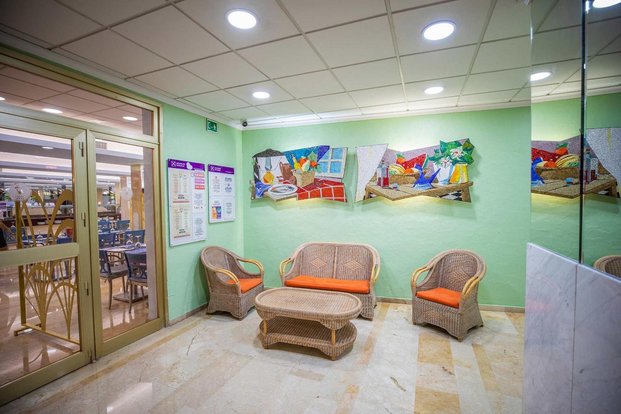 Hotel Servigroup Castilla Benidorm Buitenkant foto
